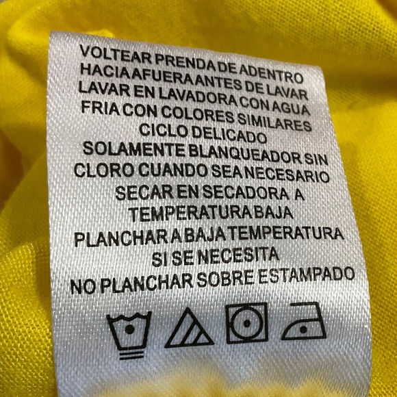 Nickelodeon SpongeBob Graphic Tee Yellow Women’s XL T-shirt - Picture 6 of 6